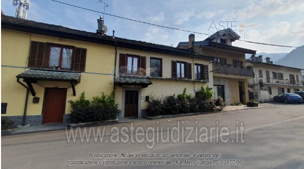 casa indipendente in vendita ad Ornavasso