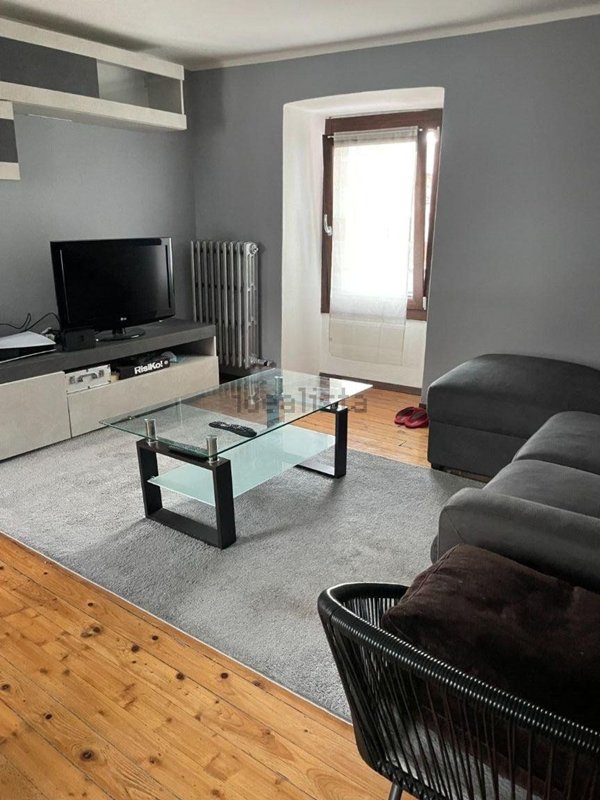 casa indipendente in vendita ad Ornavasso in zona Migiandone