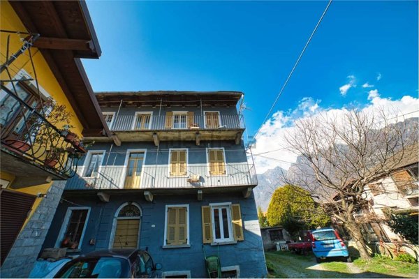 casa indipendente in vendita ad Ornavasso