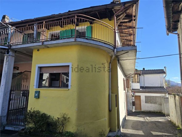 casa indipendente in vendita ad Ornavasso