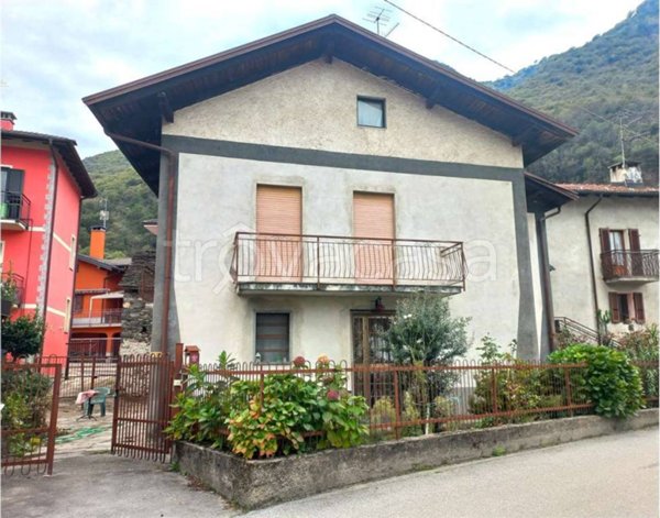 casa indipendente in vendita a Pallanzeno