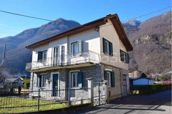 casa indipendente in vendita a Pallanzeno