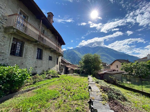 casa indipendente in vendita a Pallanzeno