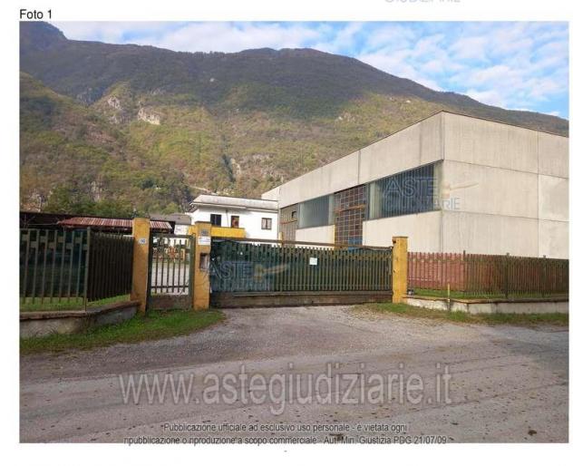 negozio in vendita a Pallanzeno