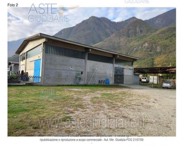 locale commerciale in vendita a Pallanzeno