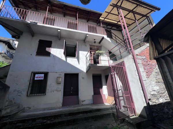 casa indipendente in vendita a Pallanzeno