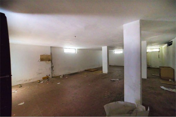 locale di sgombero in vendita a Piedimulera