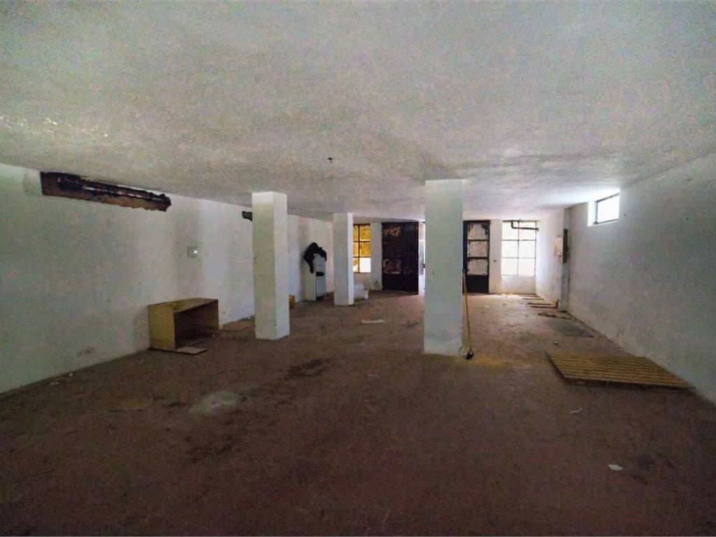negozio in vendita a Piedimulera