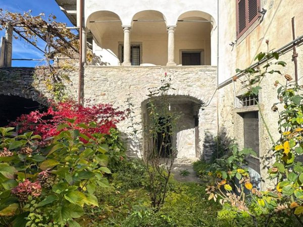 casa indipendente in vendita a Piedimulera in zona Cimamulera