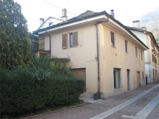 casa indipendente in vendita a Piedimulera