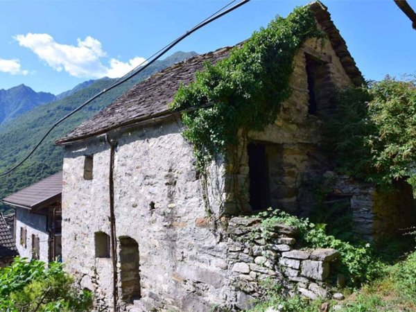 appartamento in vendita a Piedimulera