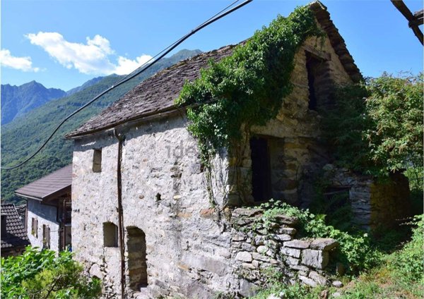 appartamento in vendita a Piedimulera