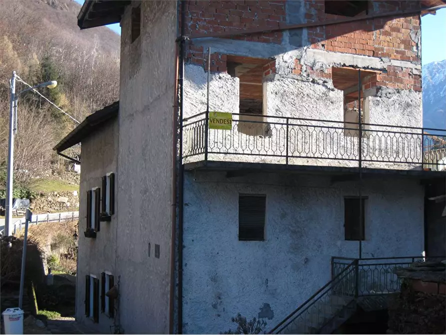 appartamento in vendita a Piedimulera in zona Cimamulera