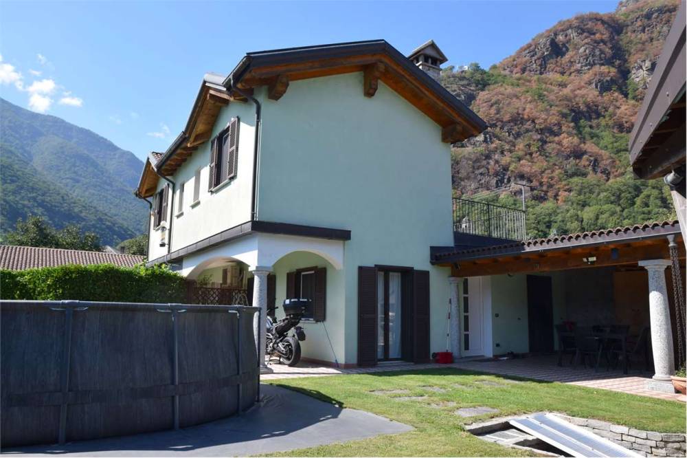 casa indipendente in vendita a Piedimulera in zona Pairazzi