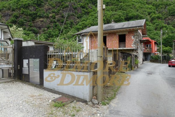 casa indipendente in vendita a Pieve Vergonte