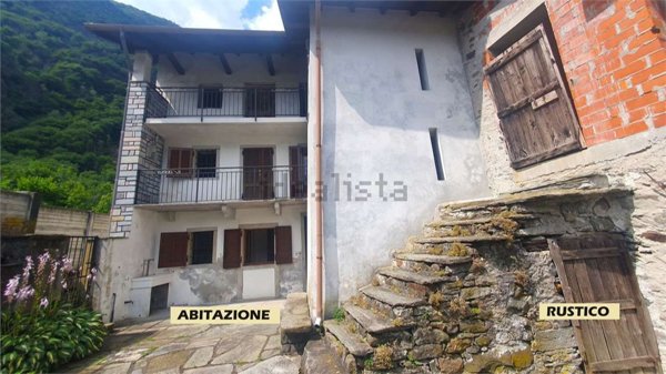 casa indipendente in vendita a Pieve Vergonte