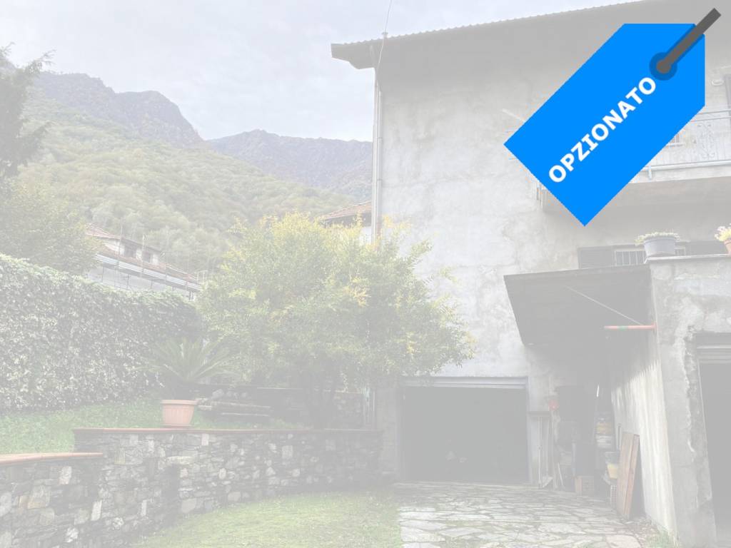 casa indipendente in vendita a Pieve Vergonte