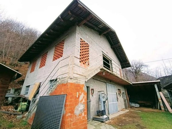 quadrivano in vendita a Pieve Vergonte