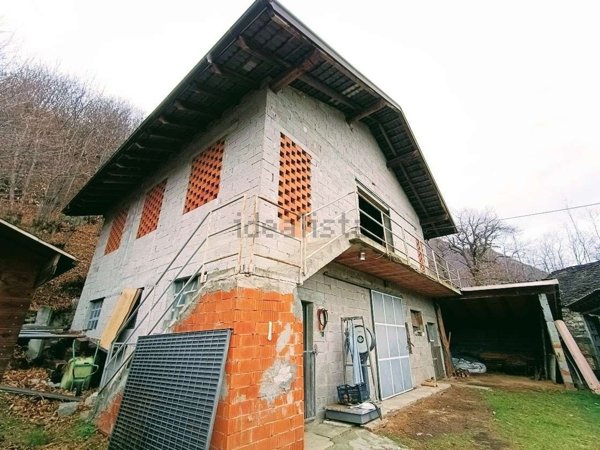 capannone in vendita a Pieve Vergonte