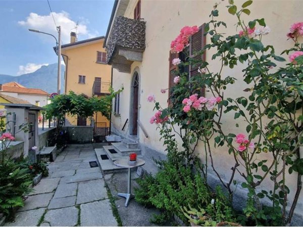 casa indipendente in vendita a Pieve Vergonte