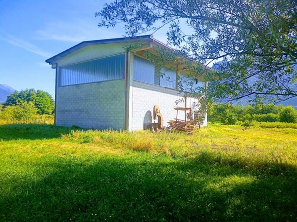 locale di sgombero in vendita a Pieve Vergonte