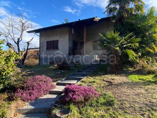 casa indipendente in vendita a Pieve Vergonte