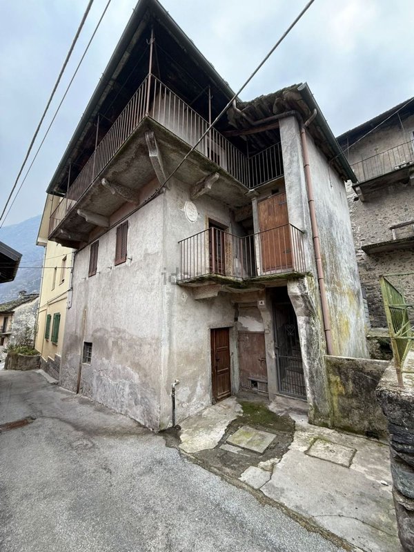 casa indipendente in vendita a Pieve Vergonte
