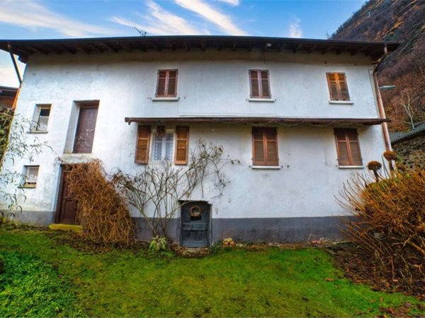 casa indipendente in vendita a Pieve Vergonte