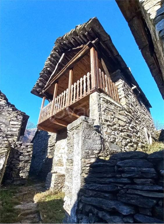 appartamento in vendita a Pieve Vergonte in zona Fomarco