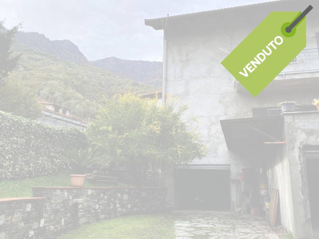 casa indipendente in vendita a Pieve Vergonte in zona Fomarco