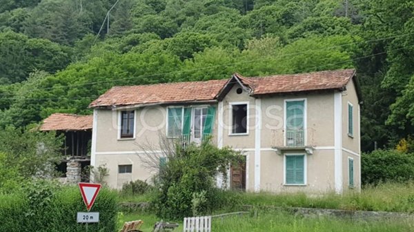 casale in vendita a Premeno in zona Pollino