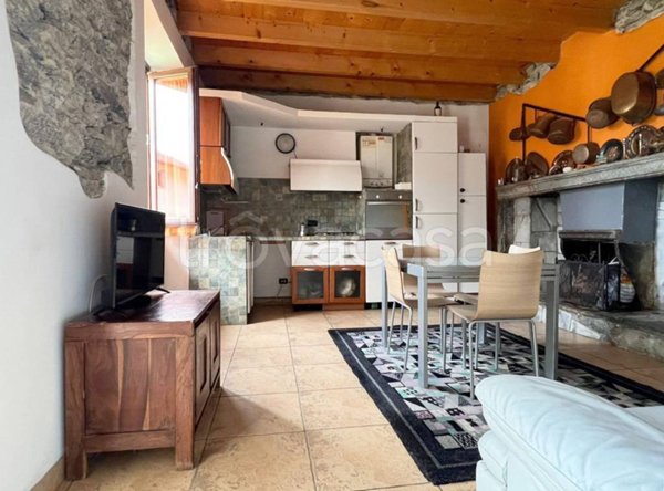 appartamento in vendita a Premeno in zona Pollino