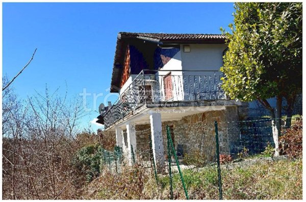 casa indipendente in vendita a Premeno in zona Pollino