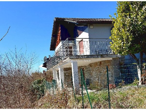 casa indipendente in vendita a Premeno in zona Pollino