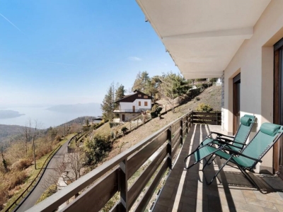 casa indipendente in vendita a Premeno in zona Pian di Sole