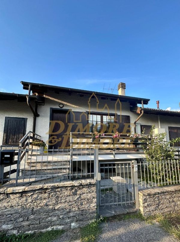 casa indipendente in vendita a Premeno in zona Pian di Sole