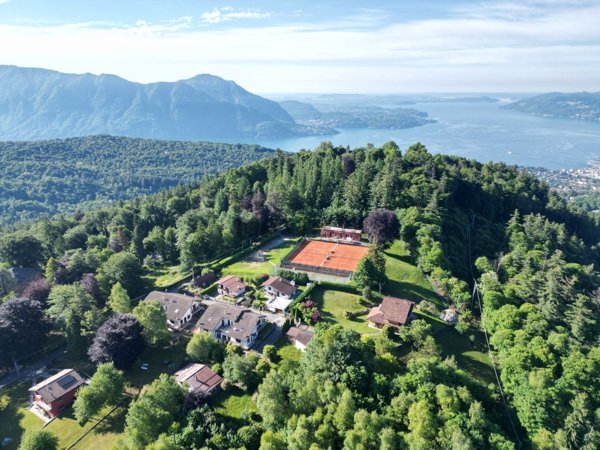 casa indipendente in vendita a Premeno