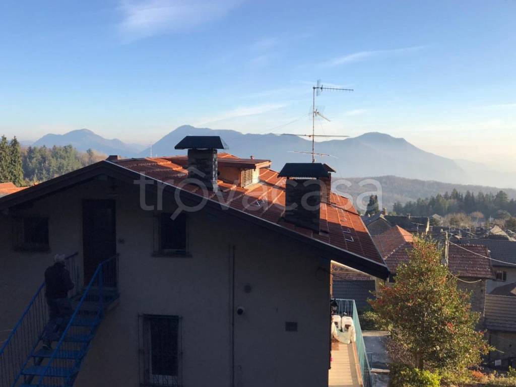 appartamento in vendita a Premeno