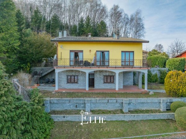 casa indipendente in vendita a Premeno in zona Pian di Sole