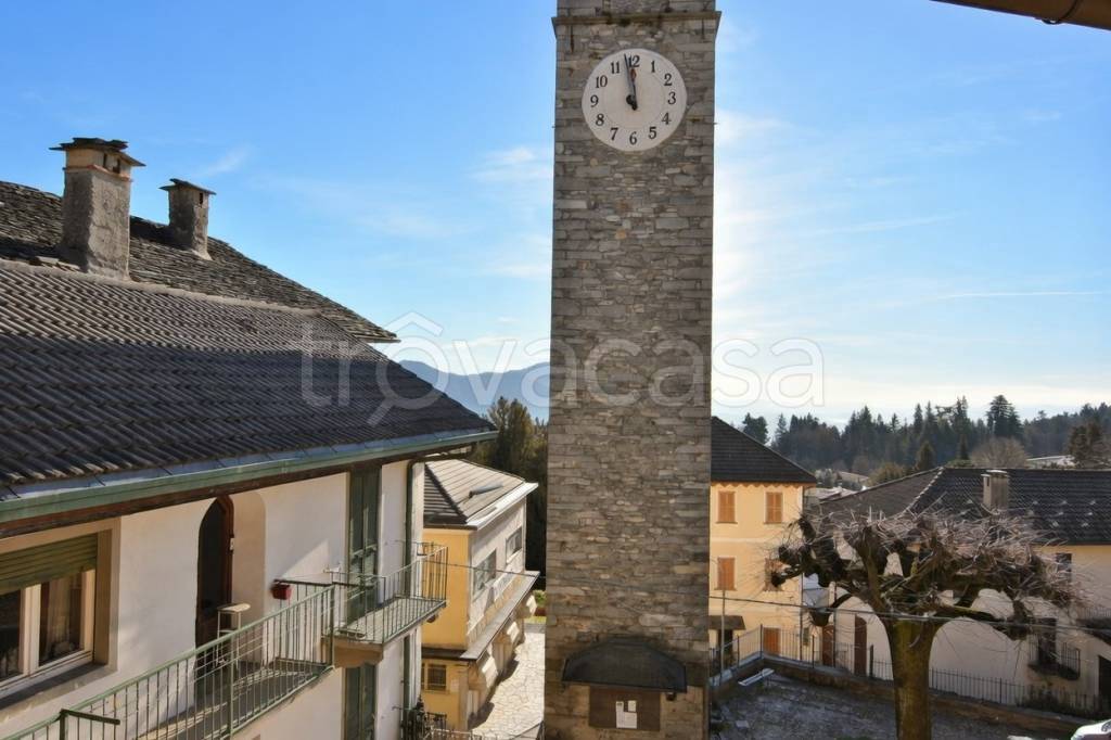 casa indipendente in vendita a Premeno