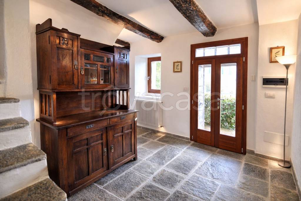 casa indipendente in vendita a Premeno