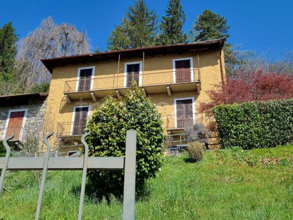 casa indipendente in vendita a Premeno