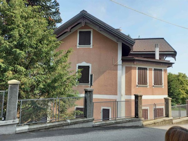 appartamento in vendita a Premeno