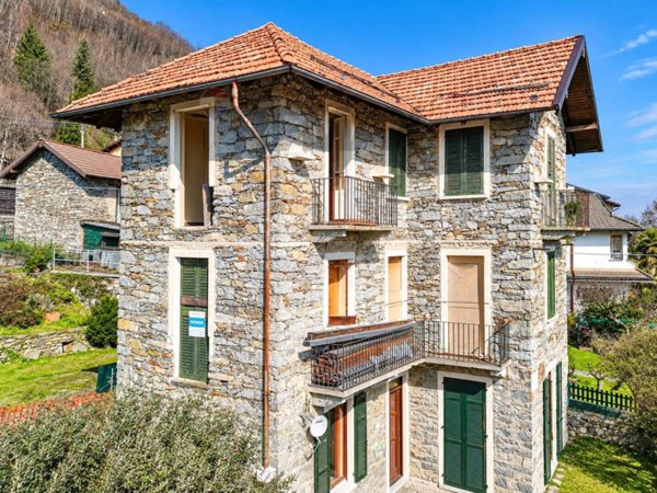 appartamento in vendita a Premeno in zona Pollino