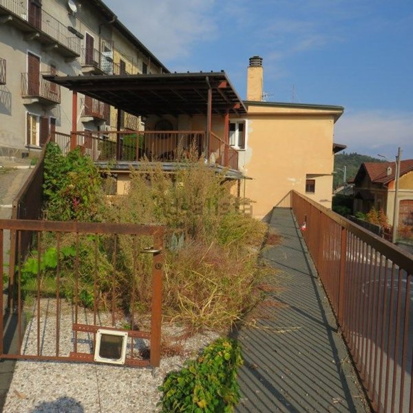 appartamento in vendita a Premeno