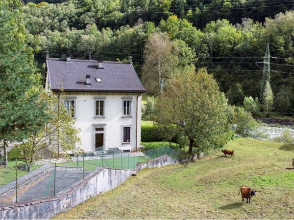 appartamento in vendita a Premia in zona Rivasco