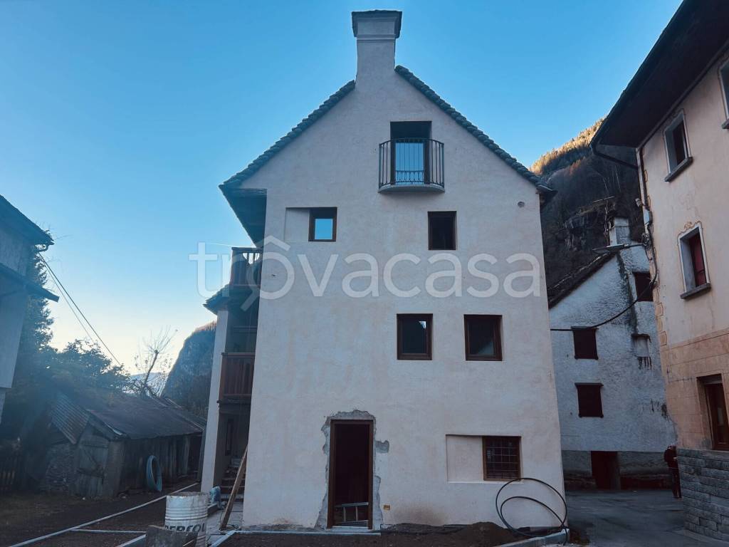 appartamento in vendita a Premia