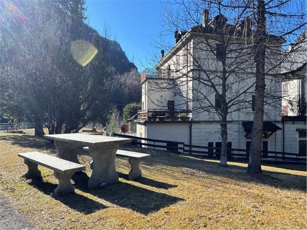 appartamento in vendita a Premia in zona Rivasco