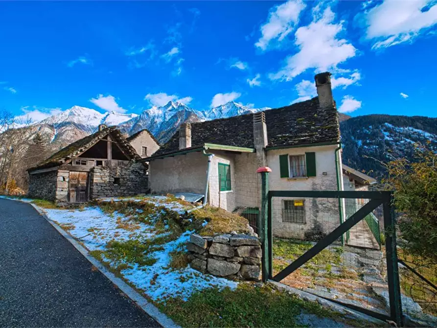 casa indipendente in vendita a Premia in zona Albogno
