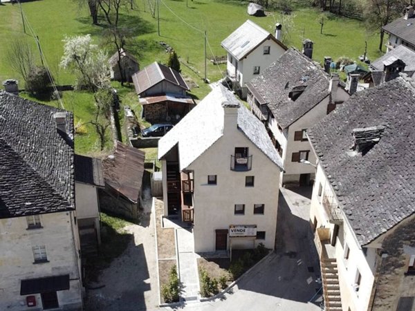 appartamento in vendita a Premia